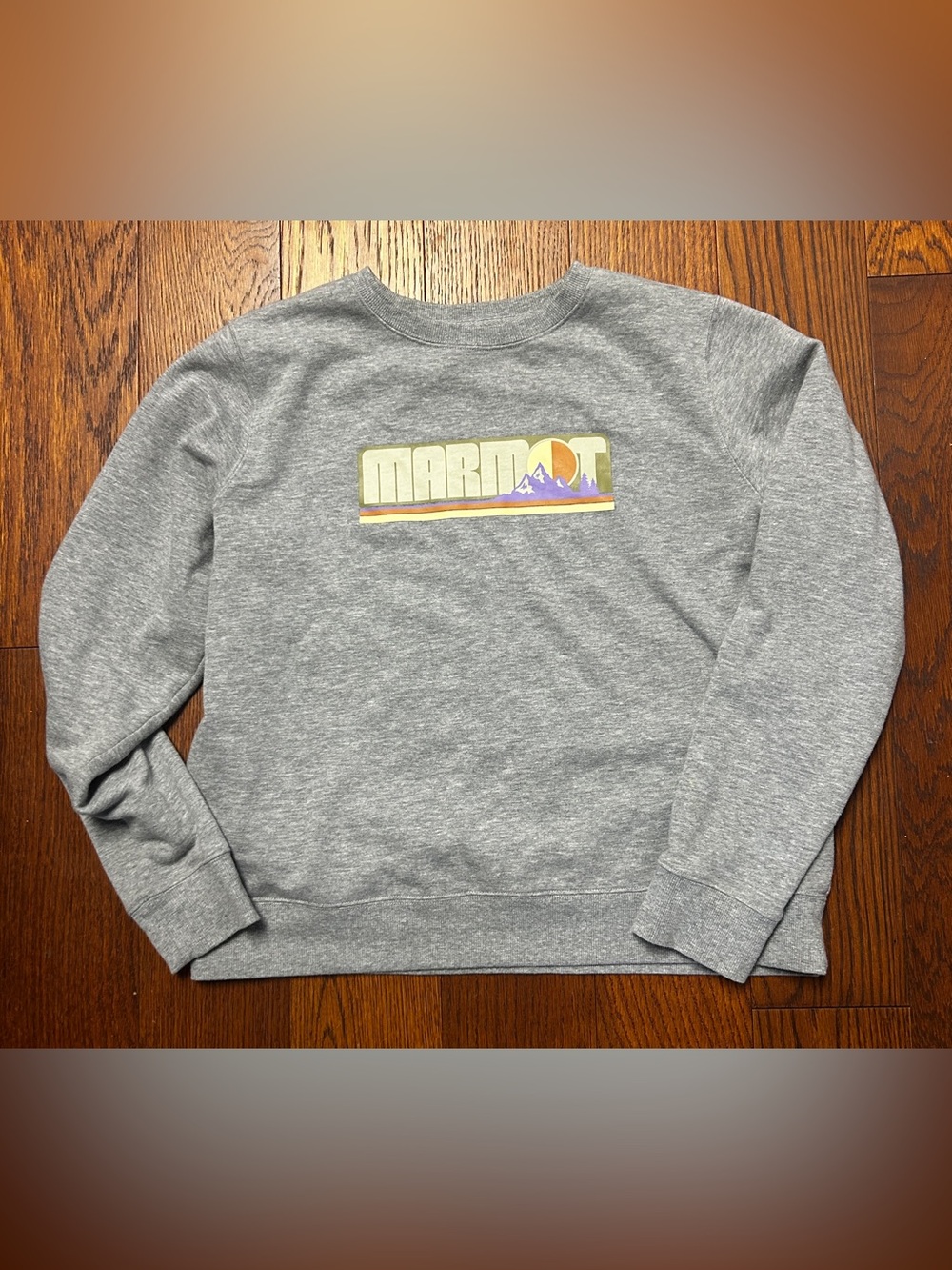 Marmot Women’s XL Gray Retro Mountain Graphic Crewneck Sweatshirt